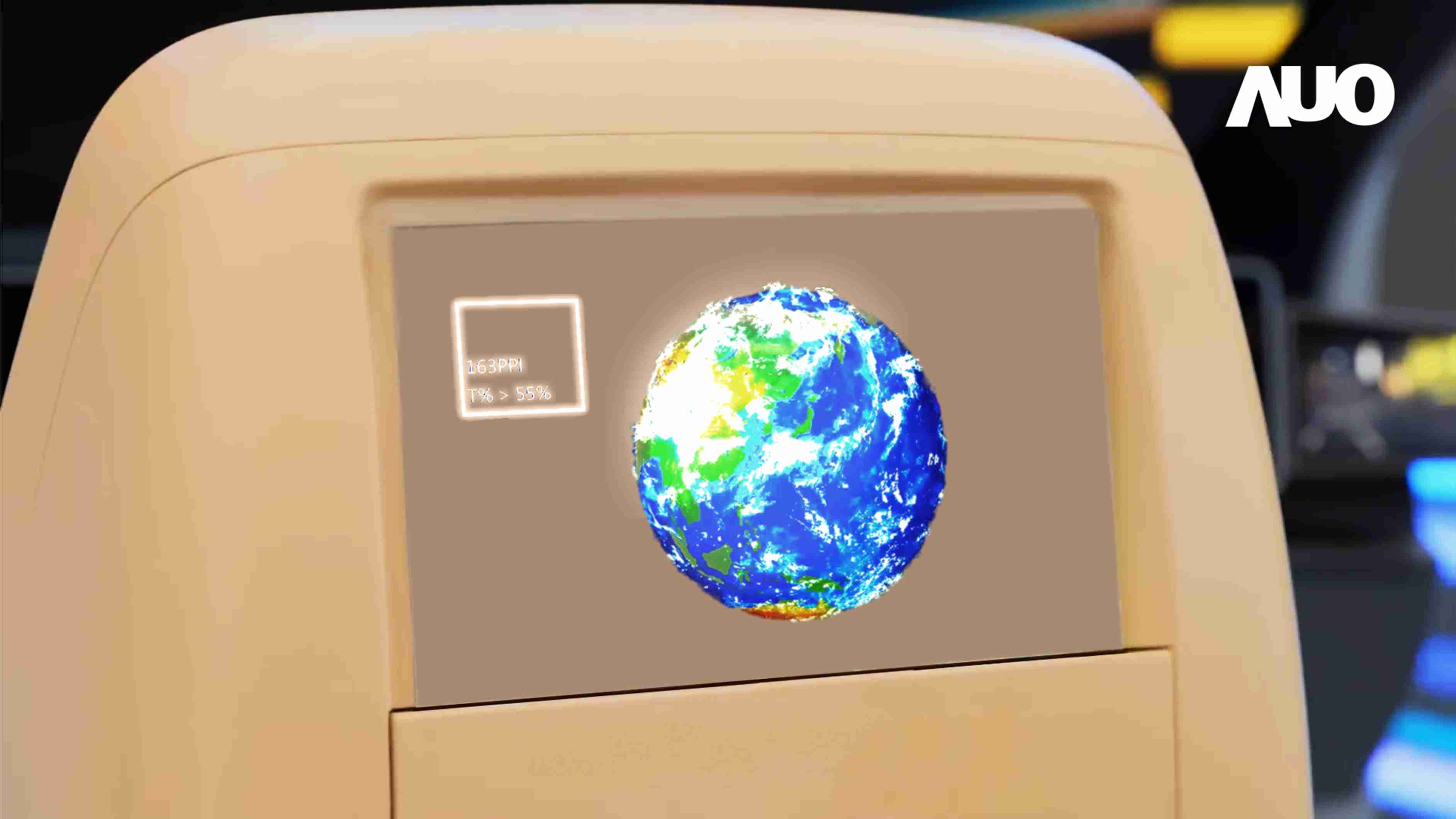 尊龙集团突破设计与制程挑战，，推出全球最高分辨率163ppi的13.5吋透明Micro LED面板，，并积极布局智能车市场，，以期拓展透明显示应用的可能性