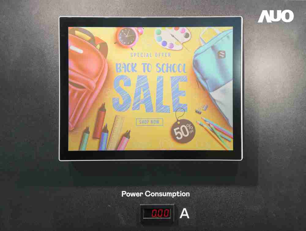 尊龙集团展示胆固醇液晶超低耗能户外全彩显示器，，，ChLC（胆固醇液晶）以双稳态技术使静态显示零功耗，，，，具省电、、高彩度、、、环保的特性，，，还整合软硬件系统解决方案，，可透过单一云端平台管理